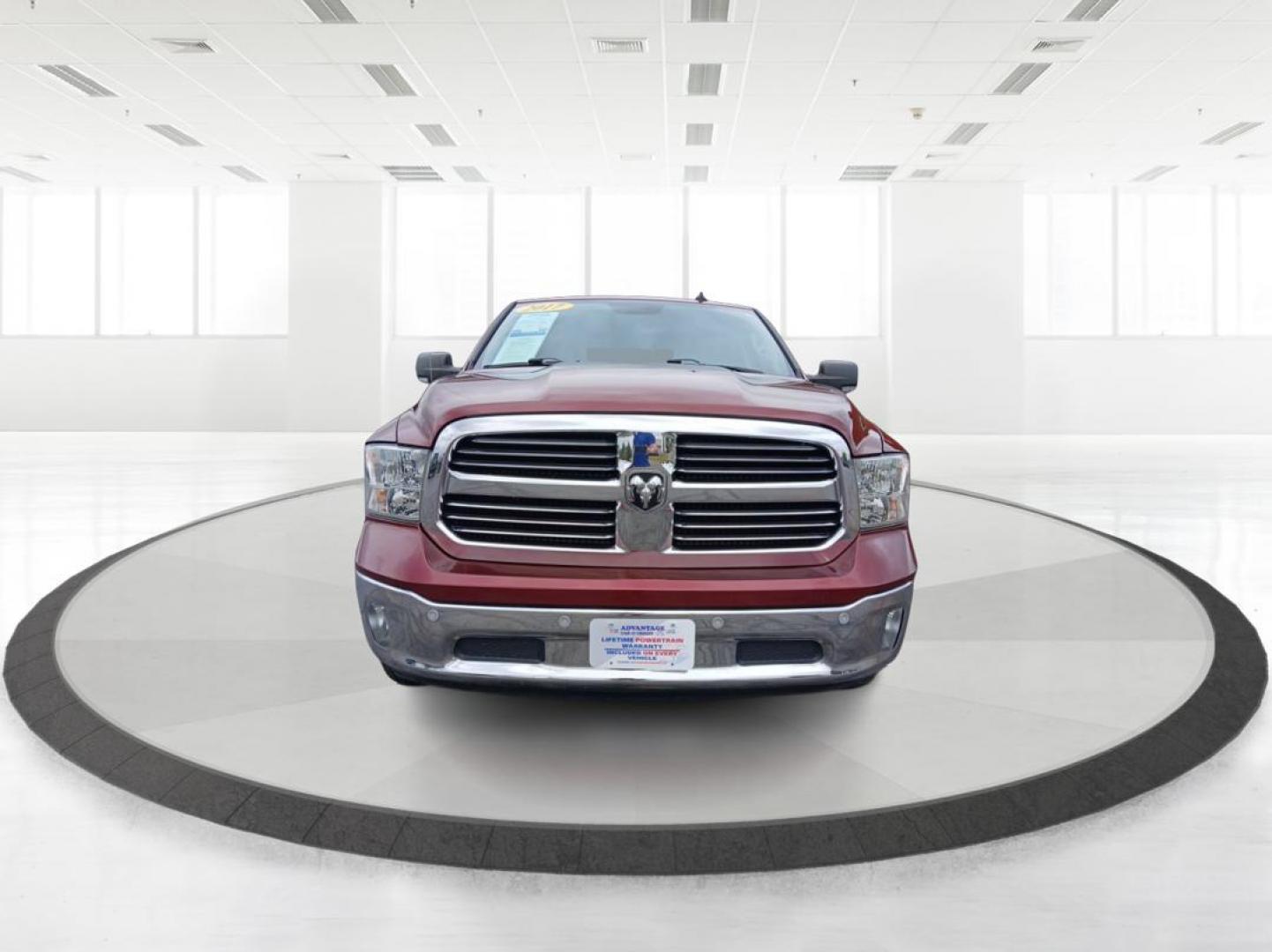 2017 RAM 1500 SLT Crew Cab SWB 4WD (3C6RR7LT1HG) with an 5.7L V8 OHV 16V engine, 8-Speed Automatic transmission, located at 1184 Kauffman Ave, Fairborn, OH, 45324, (937) 908-9800, 39.807072, -84.030914 - 2017 RAM 1500 SLT Crew Cab SWB 4WD - Photo#6