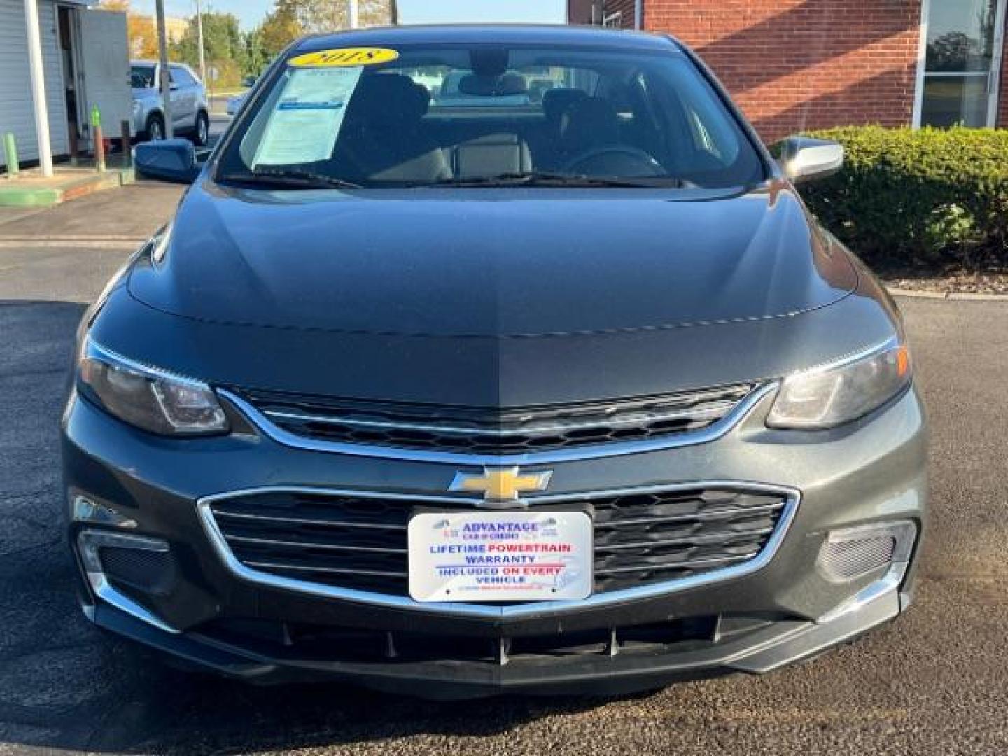 2018 Nightfall Gray Metallic Chevrolet Malibu LT (1G1ZD5ST9JF) with an 1.5L L4 DOHC 16V engine, 6-Speed Automatic transmission, located at 1230 East Main St, Xenia, OH, 45385, (937) 908-9800, 39.687321, -83.910294 - Photo#1