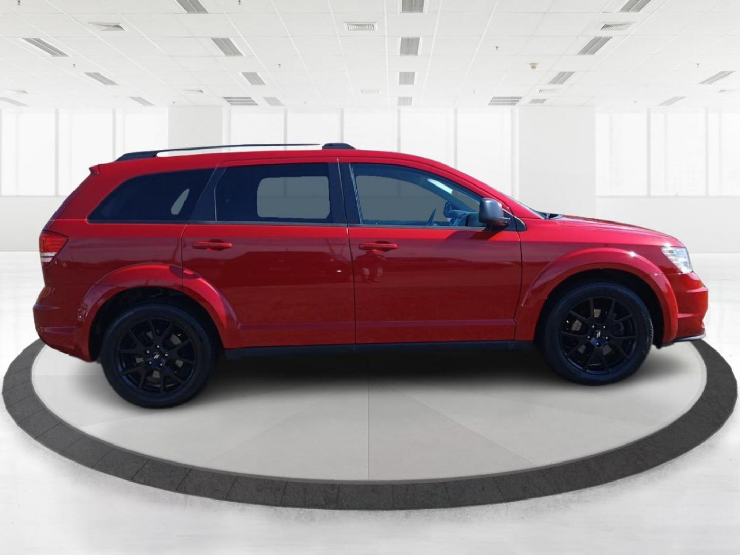 2018 Redline 2 Pearl Coat Dodge Journey SE (3C4PDCAB2JT) with an 2.4L L4 DOHC 16V engine, 4A transmission, located at 4508 South Dixie Dr, Moraine, OH, 45439, (937) 908-9800, 39.690136, -84.216438 - Photo#1