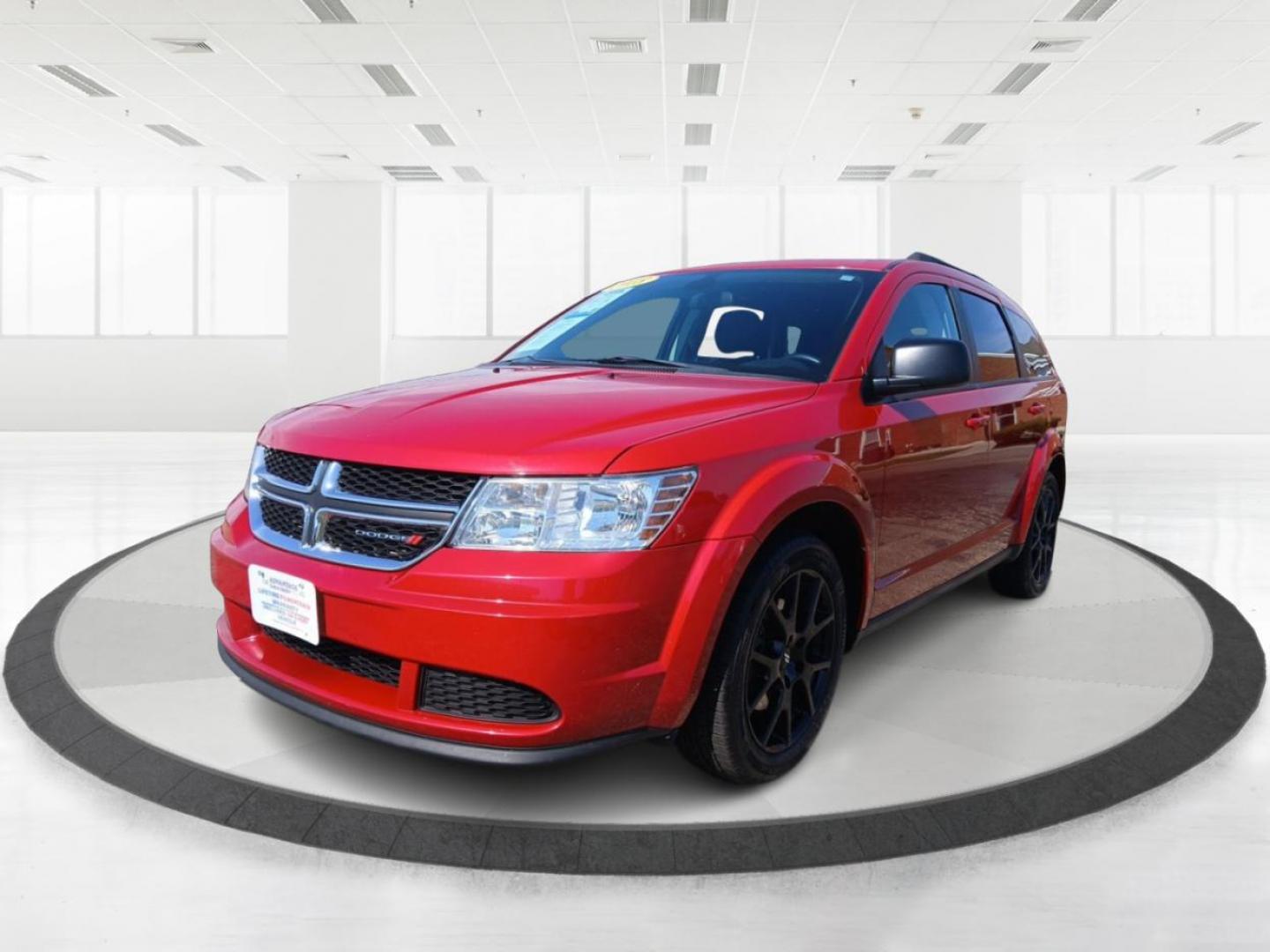 2018 Redline 2 Pearl Coat Dodge Journey SE (3C4PDCAB2JT) with an 2.4L L4 DOHC 16V engine, 4A transmission, located at 4508 South Dixie Dr, Moraine, OH, 45439, (937) 908-9800, 39.690136, -84.216438 - Photo#7