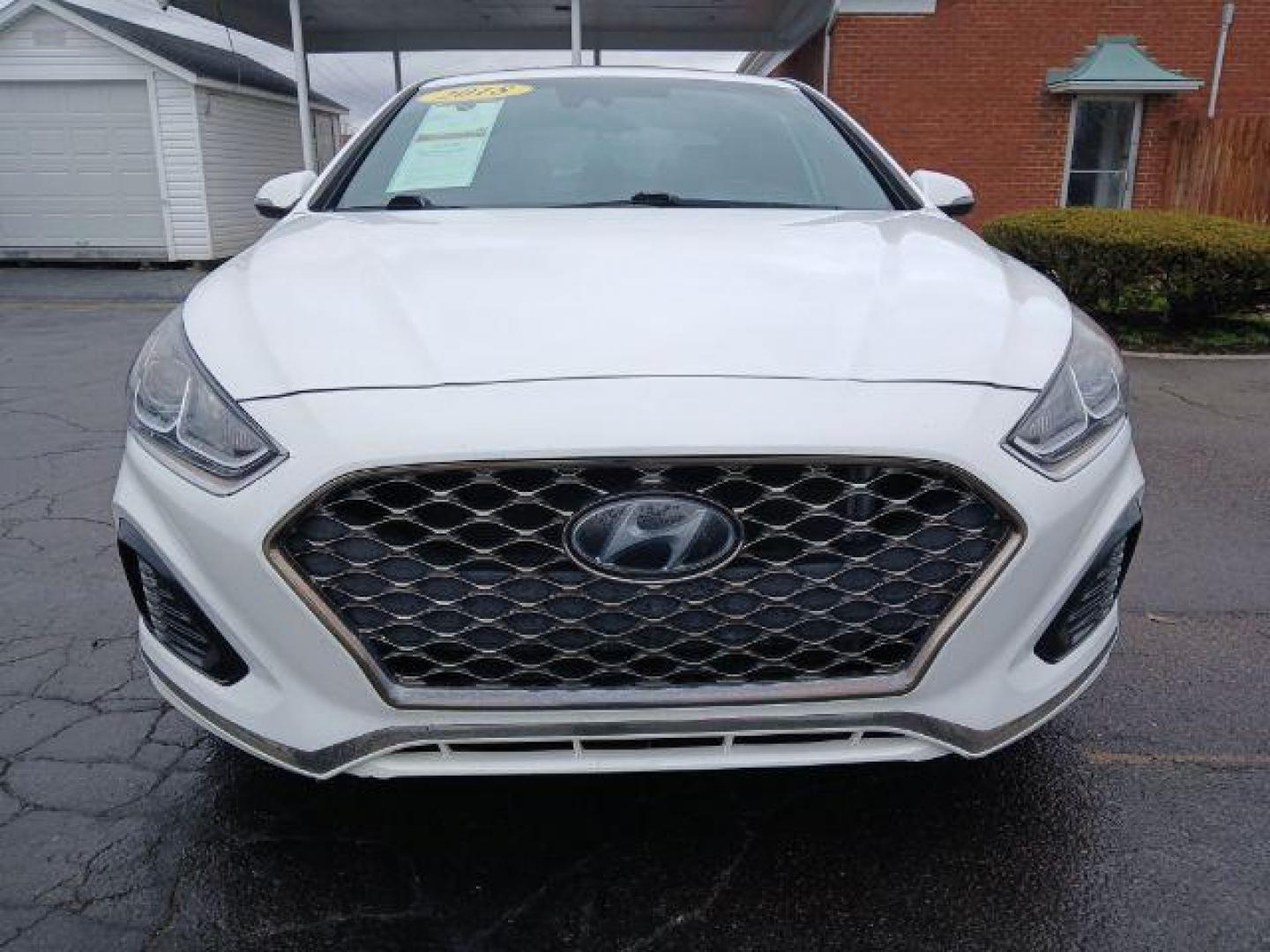 2018 Hyundai Sonata Sport (5NPE34AFXJH) with an 2.4L L4 DOHC 16V engine, 6-Speed Automatic transmission, located at 1951 S Dayton Lakeview Rd., New Carlisle, OH, 45344, (937) 908-9800, 39.890999, -84.050255 - 2018 Hyundai Sonata Sport - Photo#17