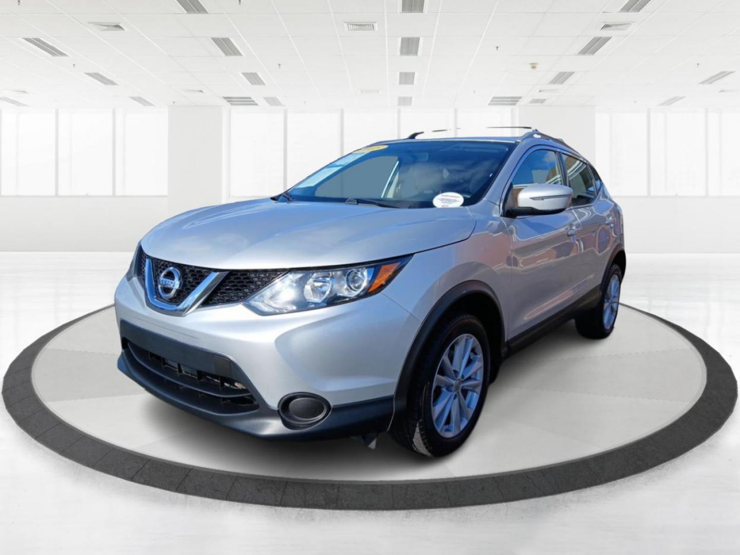 2018 Nissan Rogue Sport SV AWD (JN1BJ1CR6JW) with an 2.0L L4 DOHC 16V engine, Continuously Variable Transmission transmission, located at 880 E. National Road, Vandalia, OH, 45377, (937) 908-9800, 39.891918, -84.183594 - 2018 Nissan Rogue Sport SV AWD - Photo#5