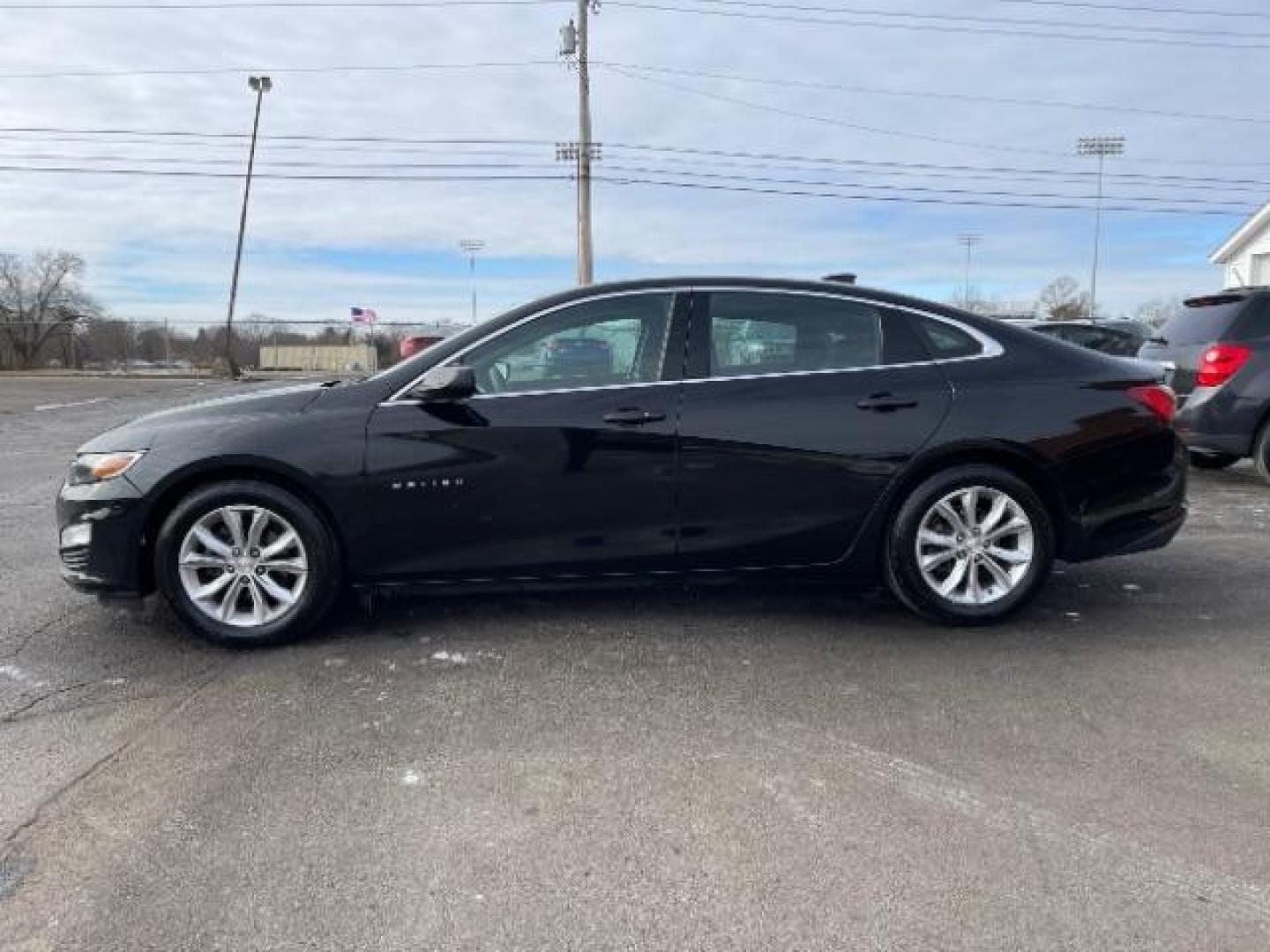 2019 Black Chevrolet Malibu LT (1G1ZD5ST4KF) with an 1.5L L4 DOHC 16V engine, 6-Speed Automatic transmission, located at 1951 S Dayton Lakeview Rd., New Carlisle, OH, 45344, (937) 908-9800, 39.890999, -84.050255 - Photo#2