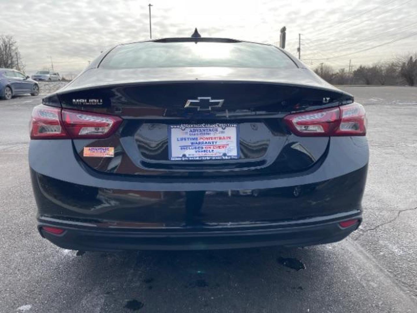 2019 Black Chevrolet Malibu LT (1G1ZD5ST4KF) with an 1.5L L4 DOHC 16V engine, 6-Speed Automatic transmission, located at 1951 S Dayton Lakeview Rd., New Carlisle, OH, 45344, (937) 908-9800, 39.890999, -84.050255 - Photo#4