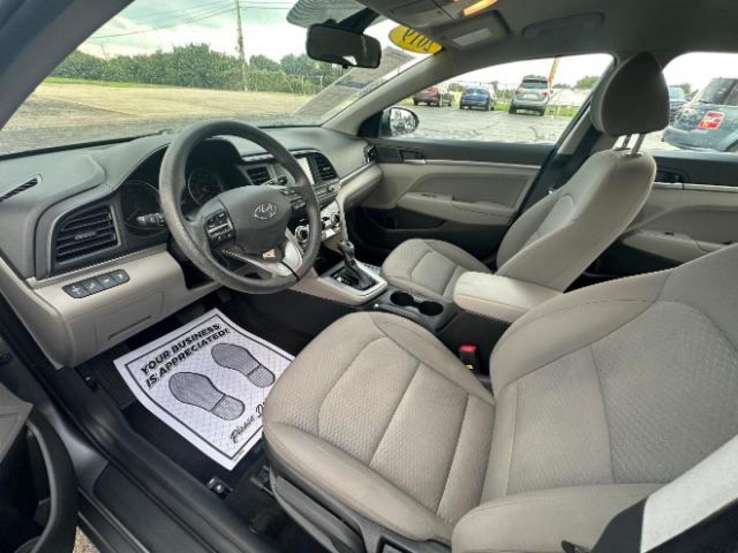 2019 Galactic Gray Hyundai Elantra Limited (KMHD84LF9KU) with an 1.8L L4 DOHC 16V engine, 6-Speed Automatic transmission, located at 1230 East Main St, Xenia, OH, 45385, (937) 908-9800, 39.687321, -83.910294 - Photo#6