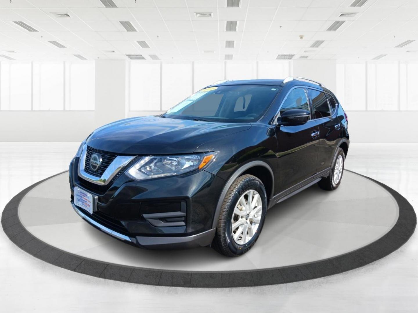 2019 Nissan Rogue SV AWD (KNMAT2MV8KP) with an 2.5L L4 DOHC 16V engine, Continuously Variable Transmission transmission, located at 1230 East Main St, Xenia, OH, 45385, (937) 908-9800, 39.688026, -83.910172 - 2019 Nissan Rogue SV AWD - Photo#7