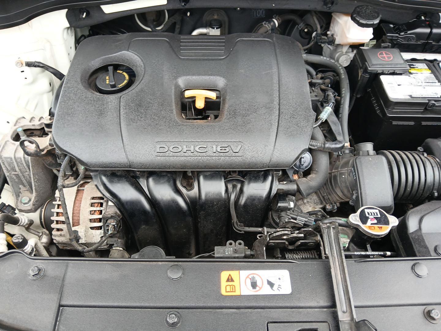 2020 Kia Soul LX CVT (KNDJ23AU1L7) with an 2.0L L4 DOHC 16V engine, Continuously Variable Transmission transmission, located at 880 E. National Road, Vandalia, OH, 45377, (937) 908-9800, 39.891918, -84.183594 - 2020 Kia Soul LX CVT - Photo#10